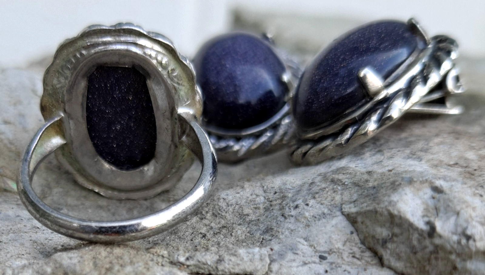 Vintage Sterling Silver Purple/Blue Sunstone Ring & Free Clip Earrings Beautiful