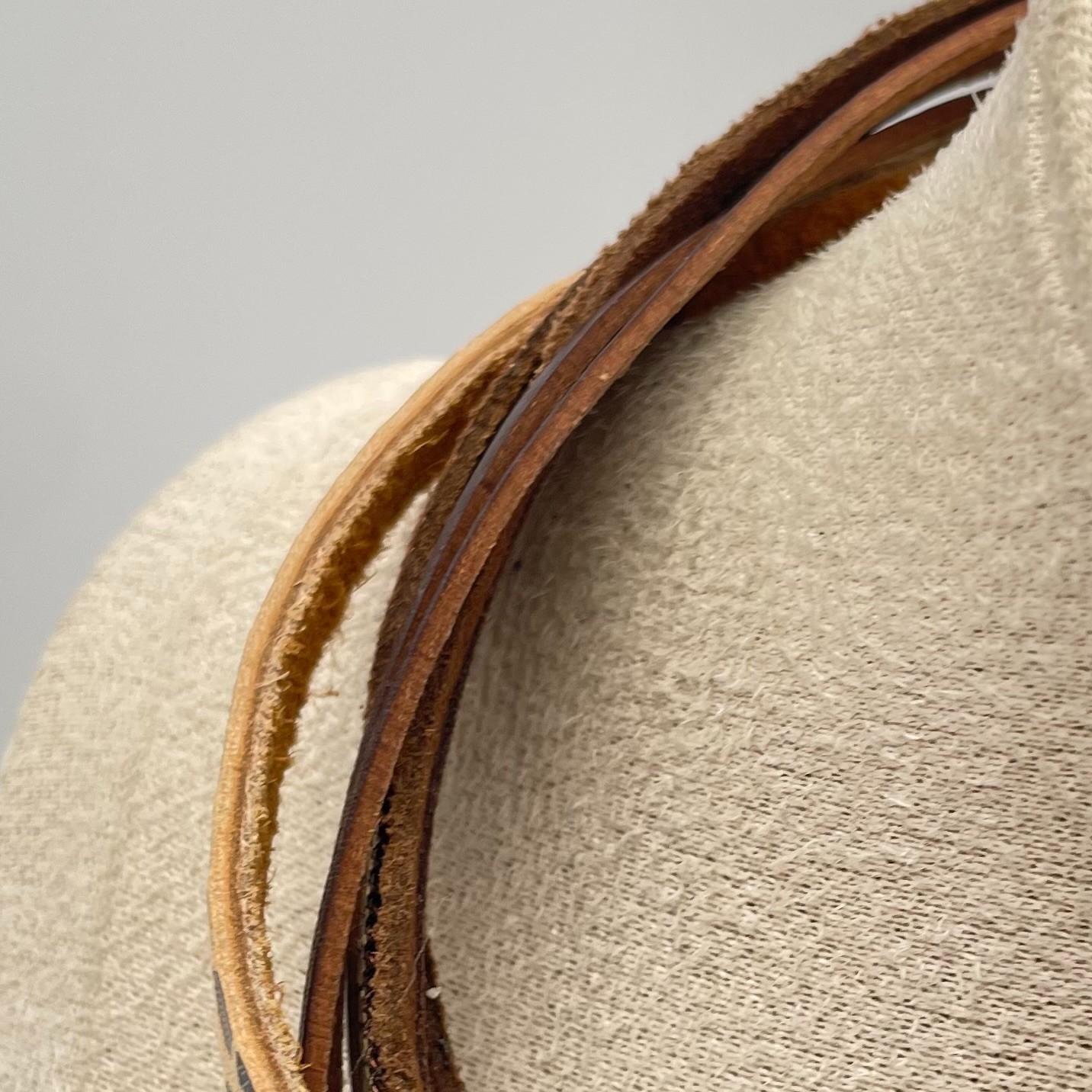 Vintage Boho Leather Wrap Bracelet Multi Strand Animal Magnetic Clasp Gold Tone