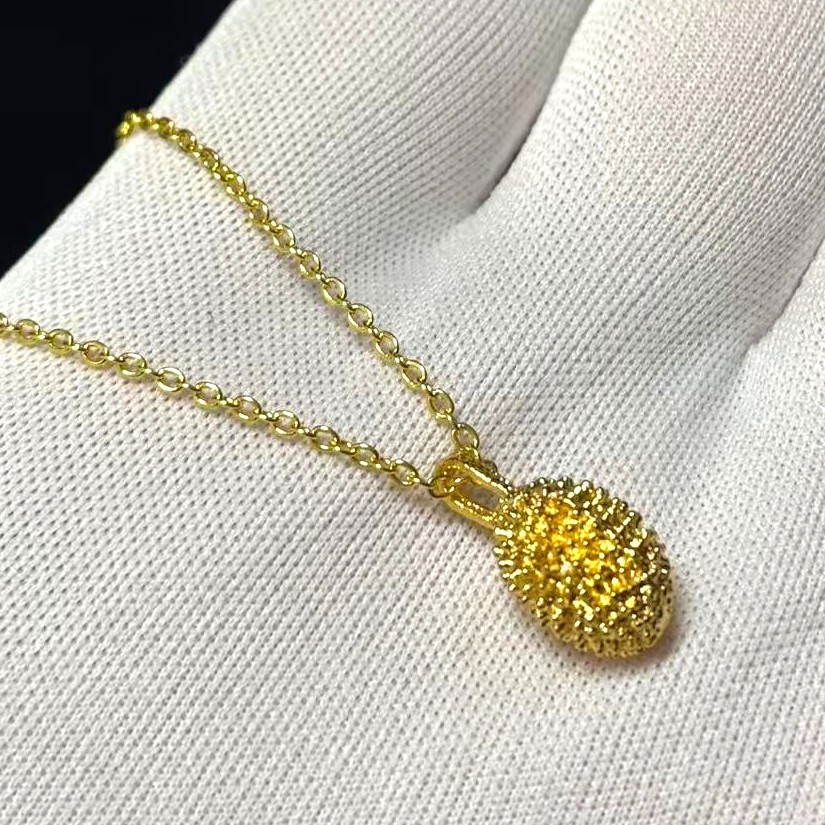 Vintage Style Gold-plated (NOT SURE) Gold Tone Pendant Necklace marked ‘999’