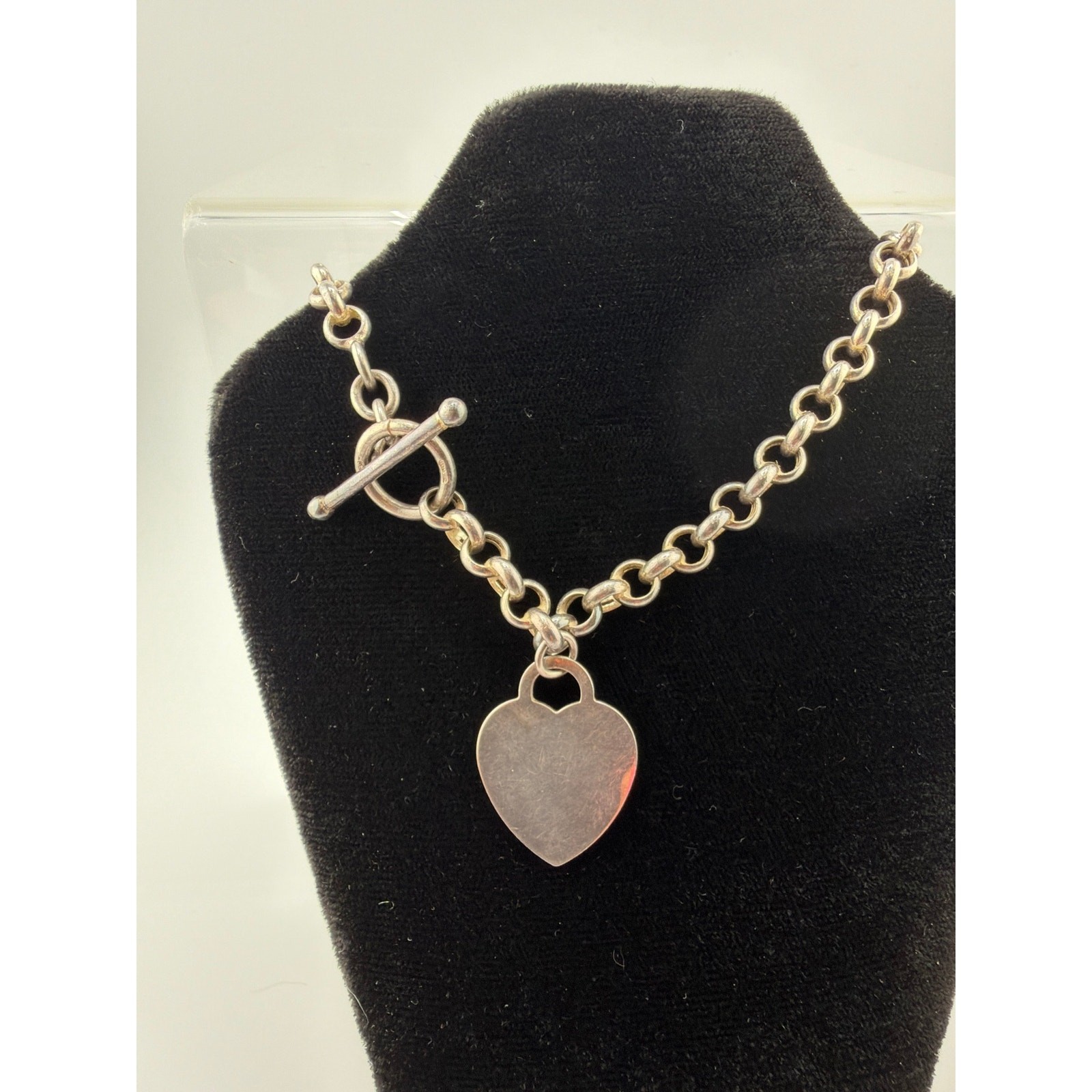 Vintage Round Sterling Silver Link Chain Necklace with Heart Tag Pendant
