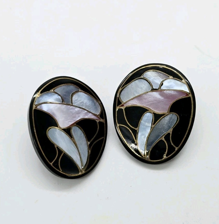 Lee Sands Abalone Flower Floral Black Multicolored Pierced Earrings 1.5 in
