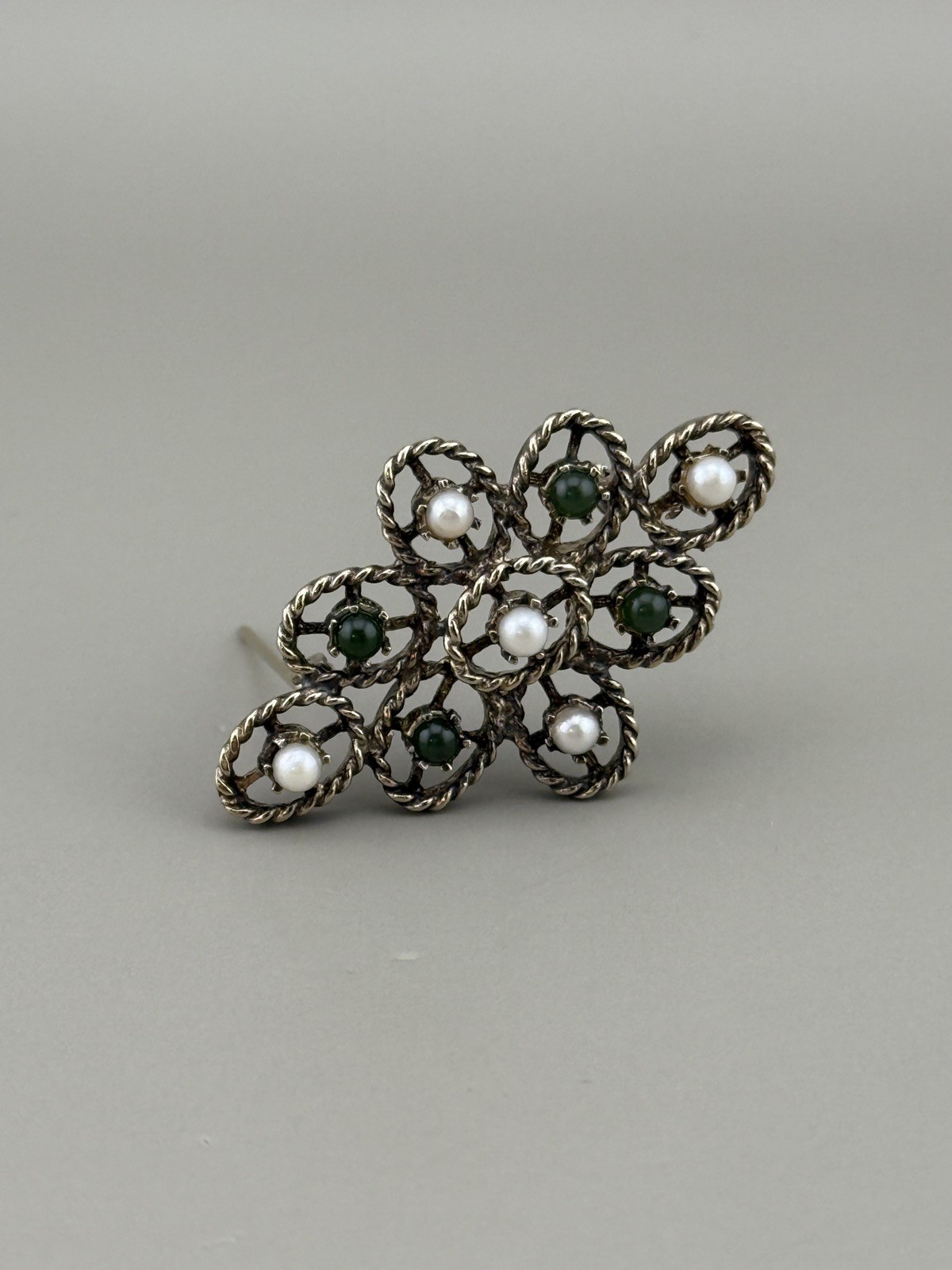 Vintage Wells Sterling Gold Vermeil Jade Pearl Brooch Signed Openwork 7.98g