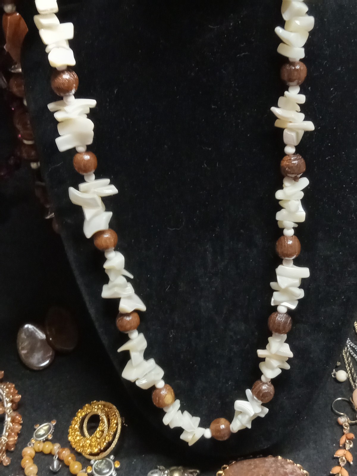 Vintage To Modern Costume Jewlery Lot Earth Tones Necklaces And Bracelets