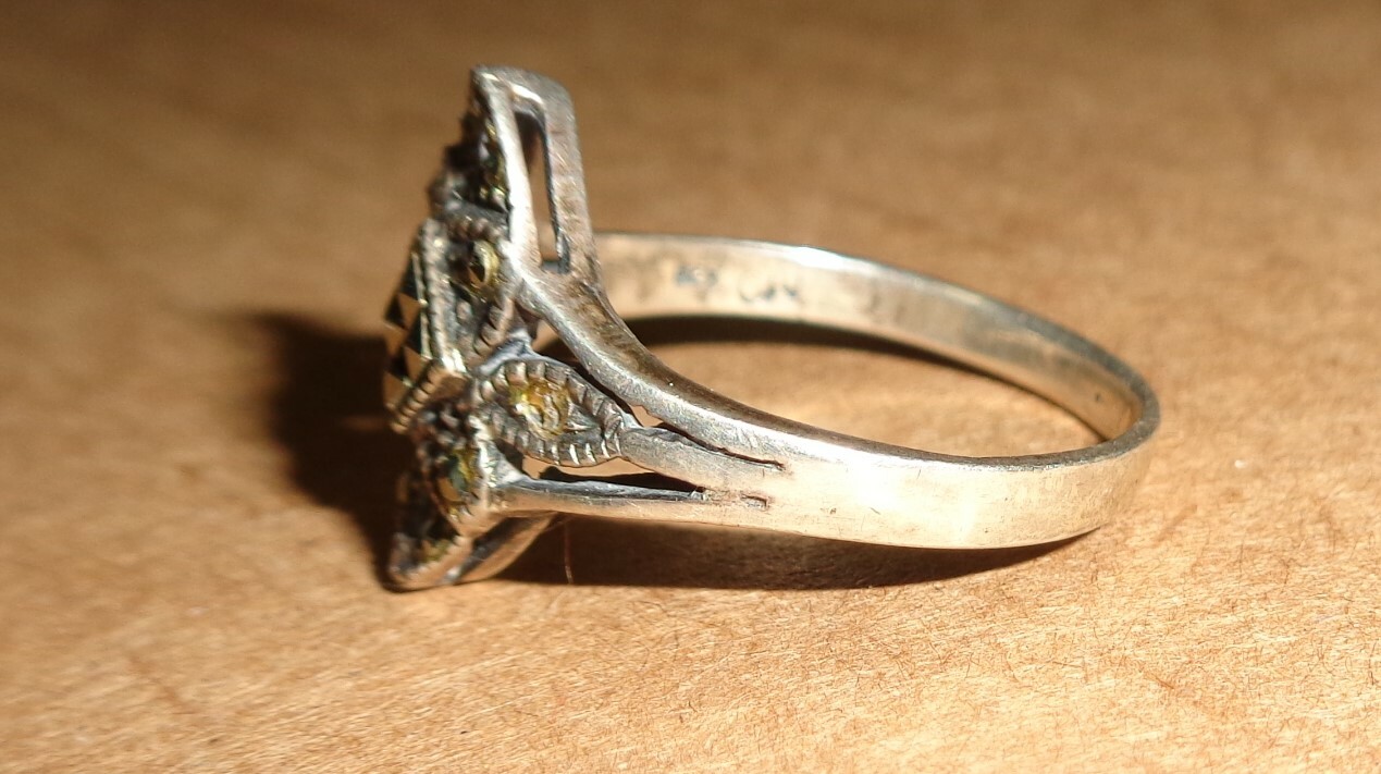 VTG MARKED CW 925 STERLING SILVER MARCASITE DESIGNER RING SIZE 9