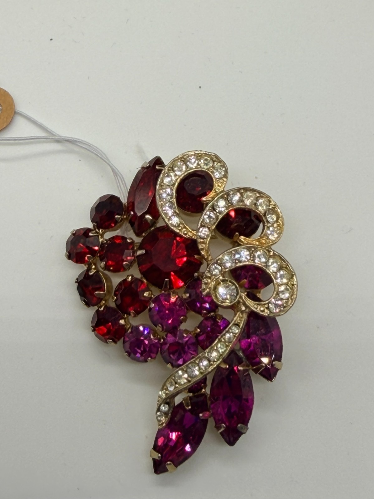 Signed Weiss Ruby Red & Fuchsia Rhinestone Brooch Gold Tone Vintage 1950s Pave S