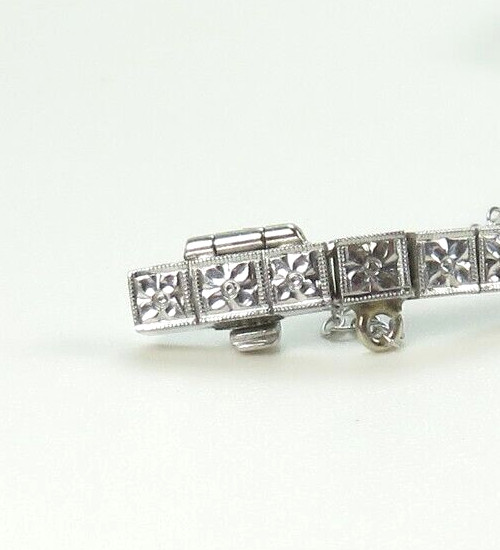 Antique 1920’s Add Diamond Straight Line Bracelet Platinum 7″ Long 0.144″ Width