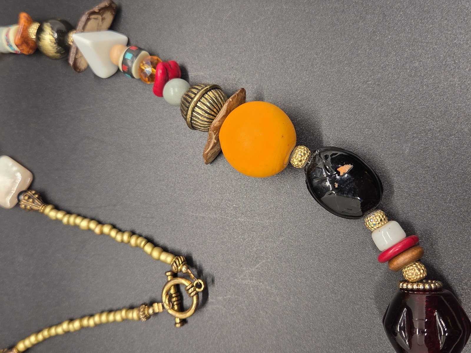 VTG Boho Necklace Artisan Glass Ceramic Lucite Stone Wood Fun Festival Beads 28″