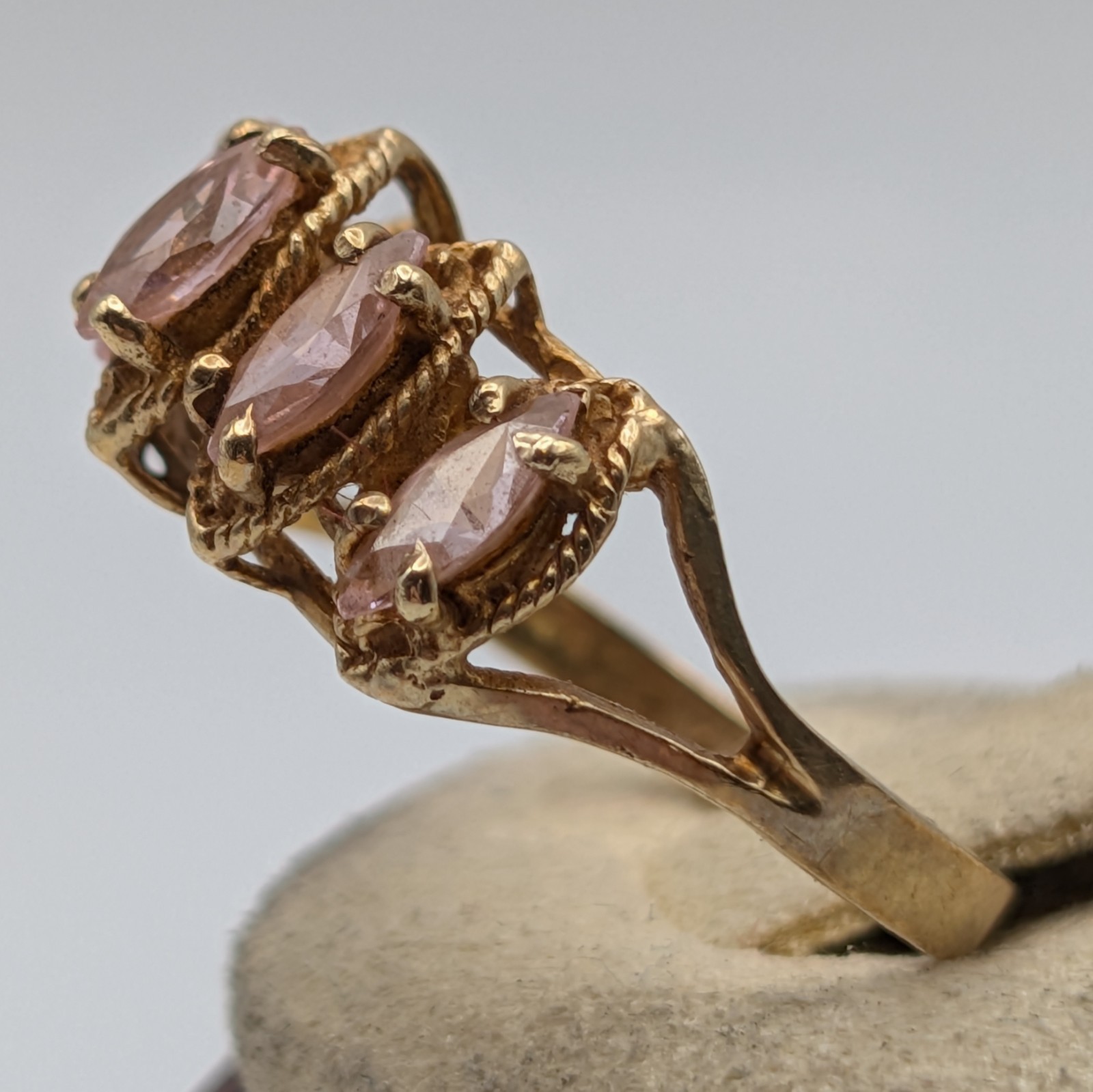 Vintage 10k Solid Yellow Gold Pink Marquise Five Stone Statement Ring Size 6