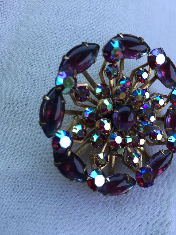 Vtg 60s pin rhinestone Red Purple Iridescent GoldTone Marquis Round Stones 2”