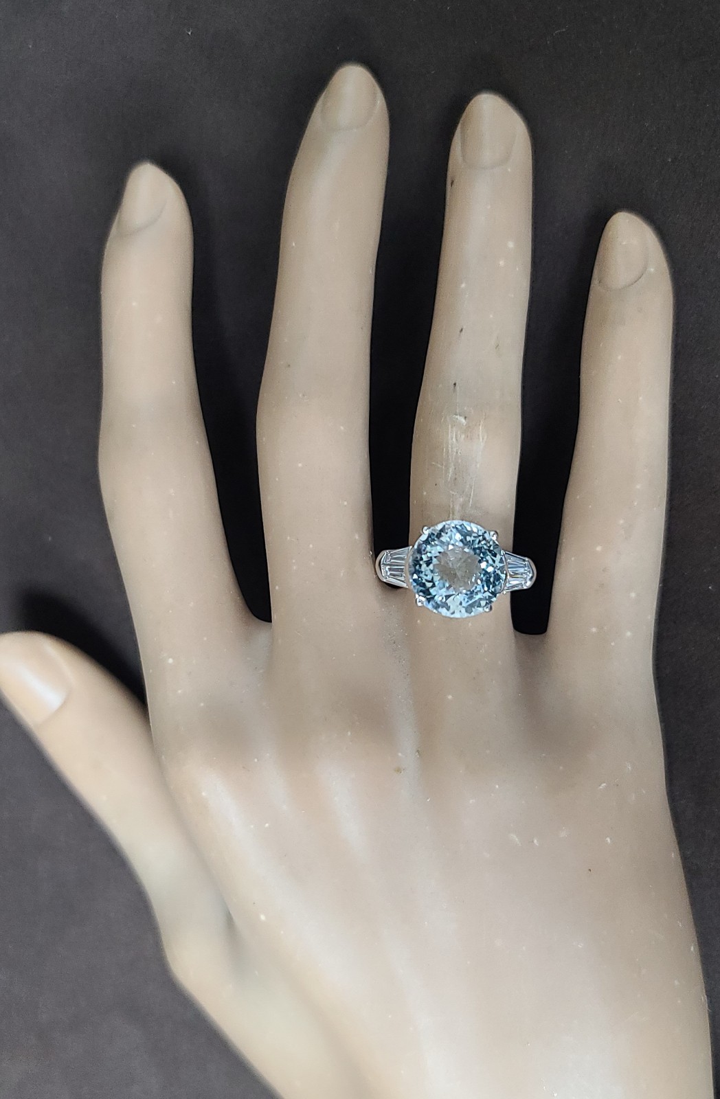 Vintage Platinum Engagement Ring 6.67ct. Natural Sky Blue Aquamarine Round Cut