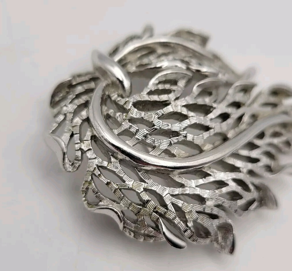 Vintage Crown Trifari Brooch Silver Tone Nature Leaf Swag Matte Polished Signed