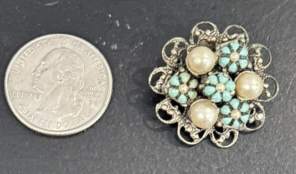 Lot 12 Fashion Jewelry Pins Vintage Now Faux Pearls Shell Leaf Leaves Flowers