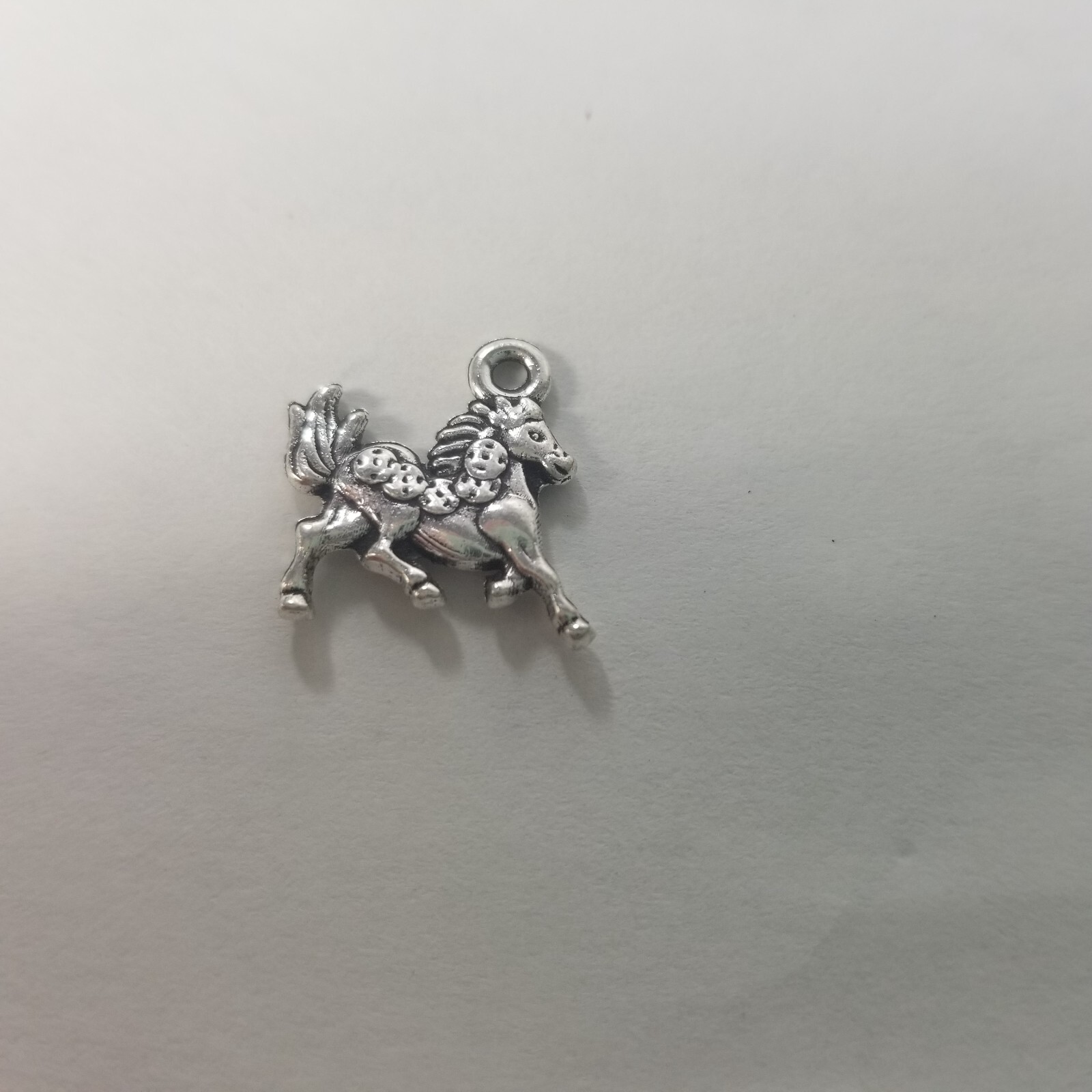 Vintage Horse Running Mustang Pendant Charm silvertone