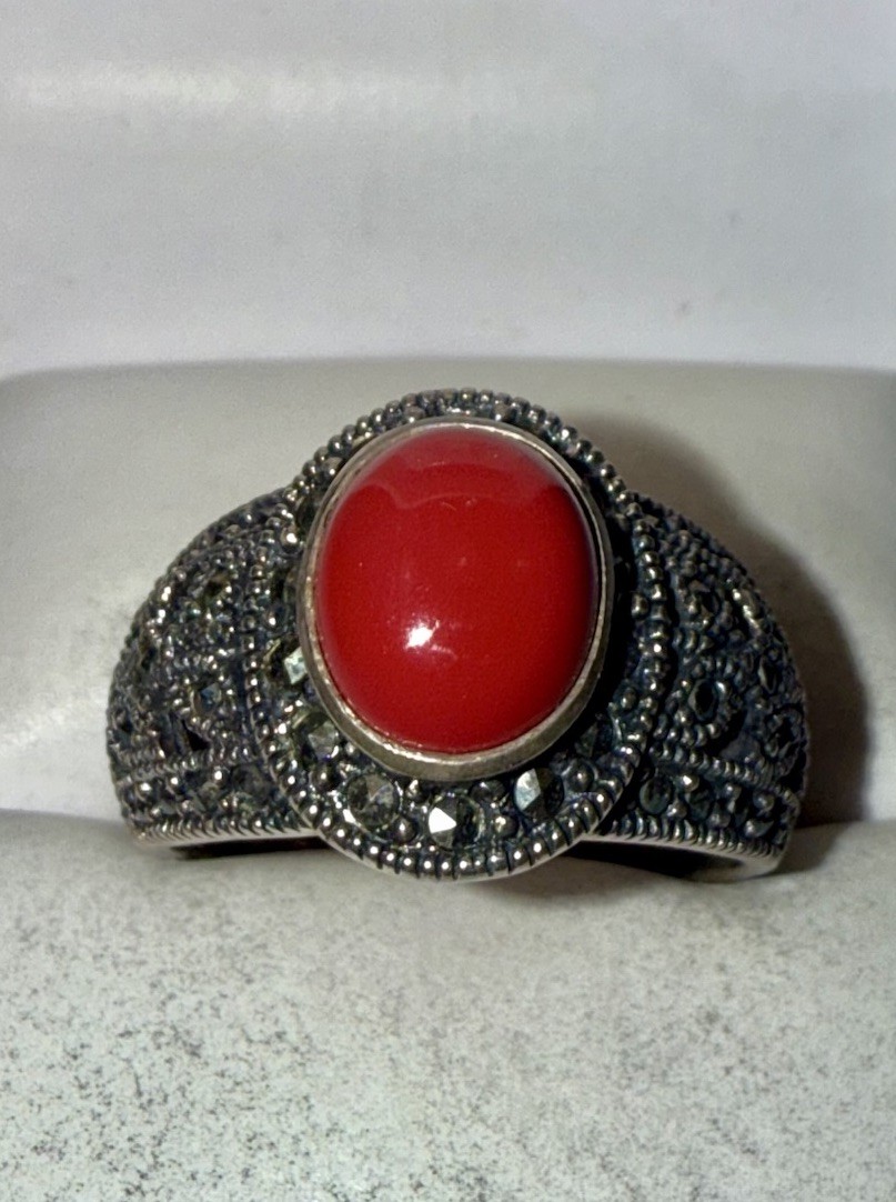 Vintage Solid Sterling Silver Natural Red Coral Marcasite Ring Size 8.75