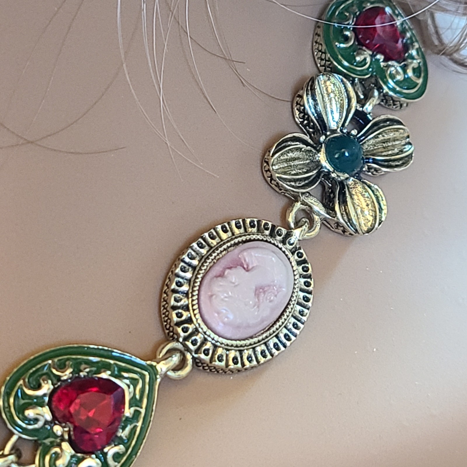 Romantic Victorian Style Enamel Red Rhinestone Heart Pink Faux Cameo Choker 17.5