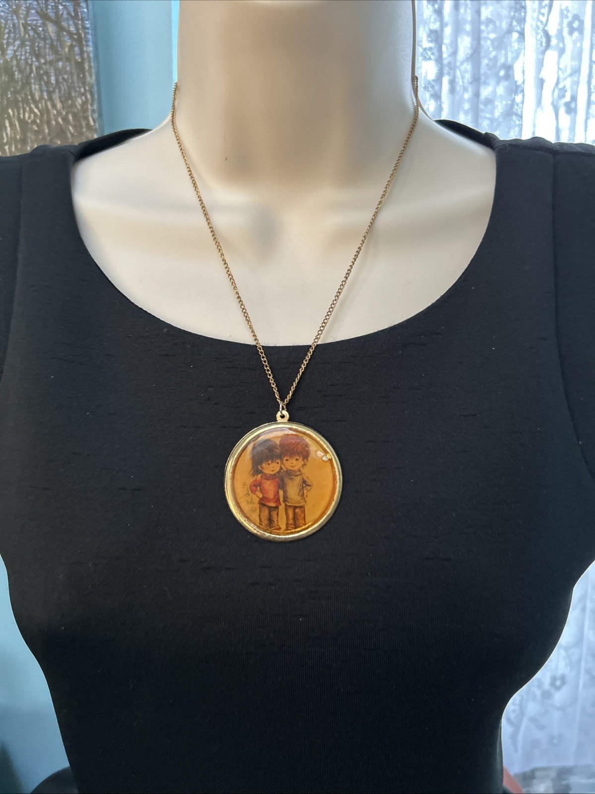 VINTAGE 1971 Fran Moore Moppetts Best Friends Necklace Gold Tone