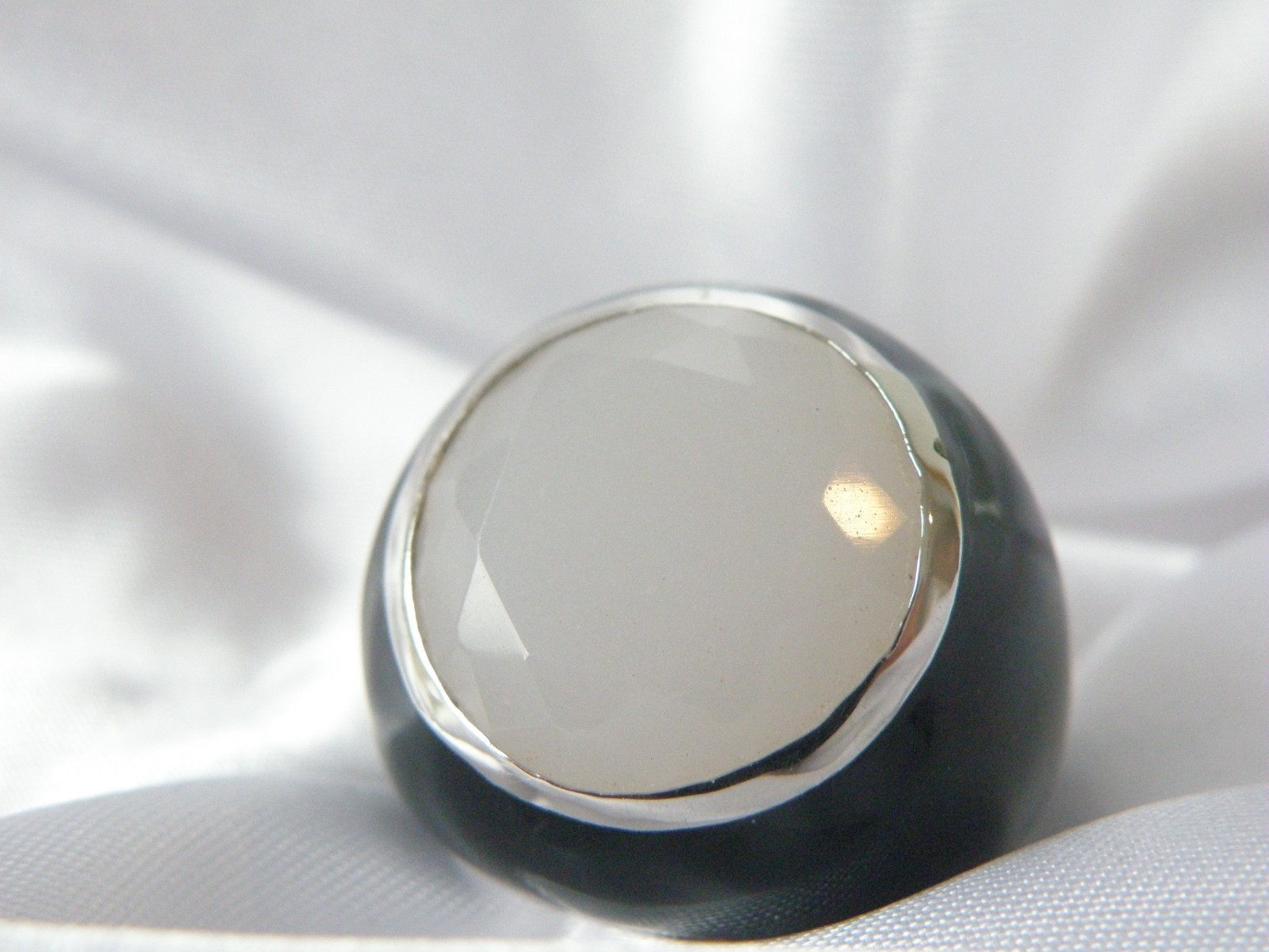 Vintage Sterling Silver 925 Quartz Black Enamel Bubble Statement Ring Size 8