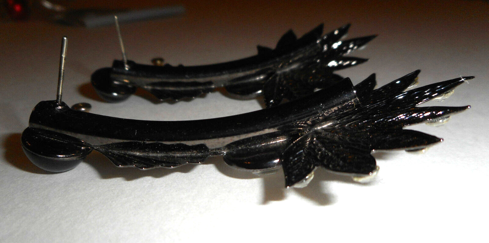 Leaf Shape Black Metal Stud Dangle Earrings with clear Stones 2 1/2″ Vtg Retro