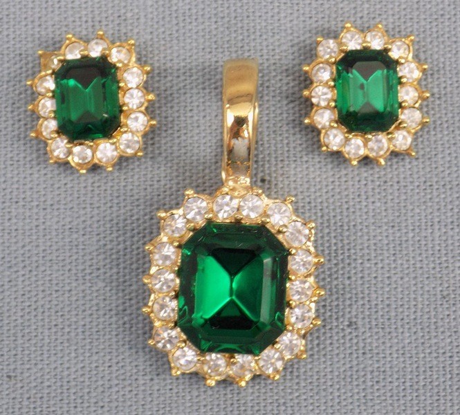 Emerald Green & Clear CZ Roman Signed Pendant & Pierced Earrings Set Rhinestone