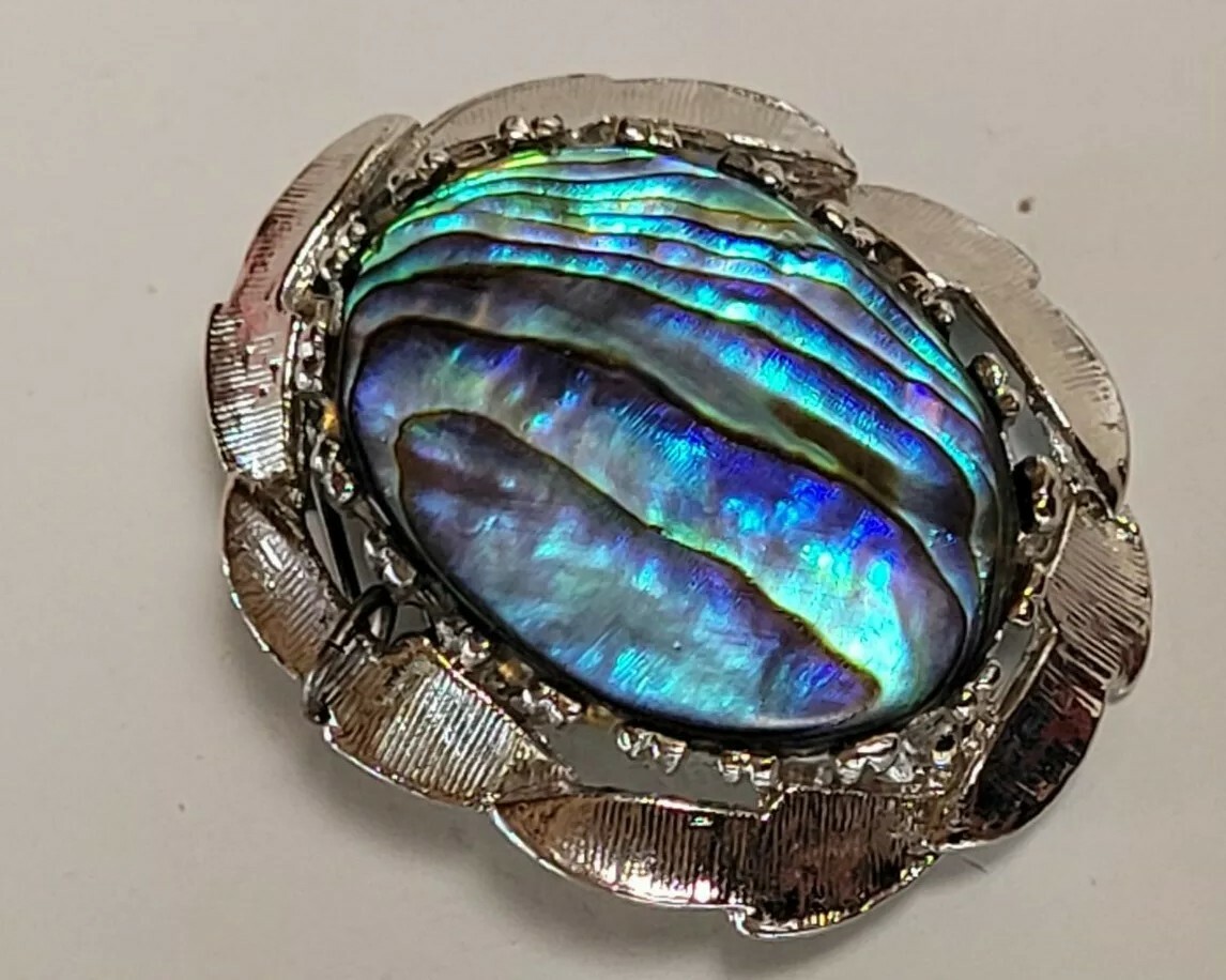 Vintage NZ 35mm Silver Tone Textured Paua Abalone Shell Brooch Pin 10 Grams