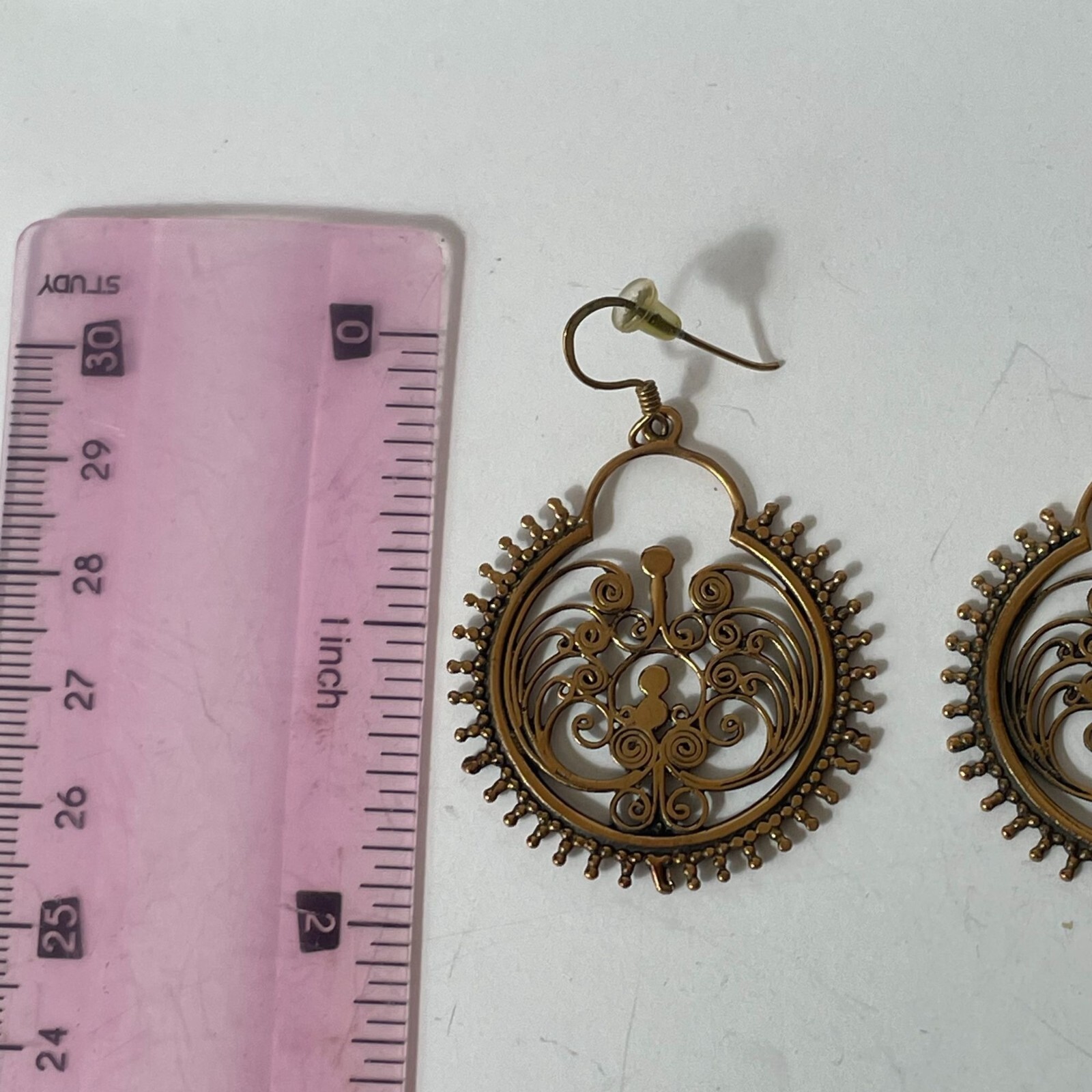 Ornate Filigree Dangle Drop Hoop Earrings Gold Tone Classic Modern Artsy Preppy