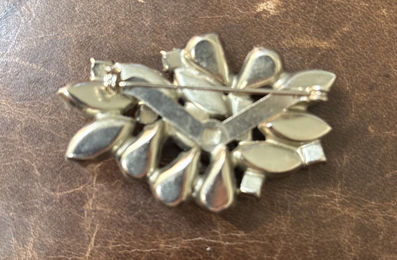 Vintage Brooch And Matching Clip Earrings