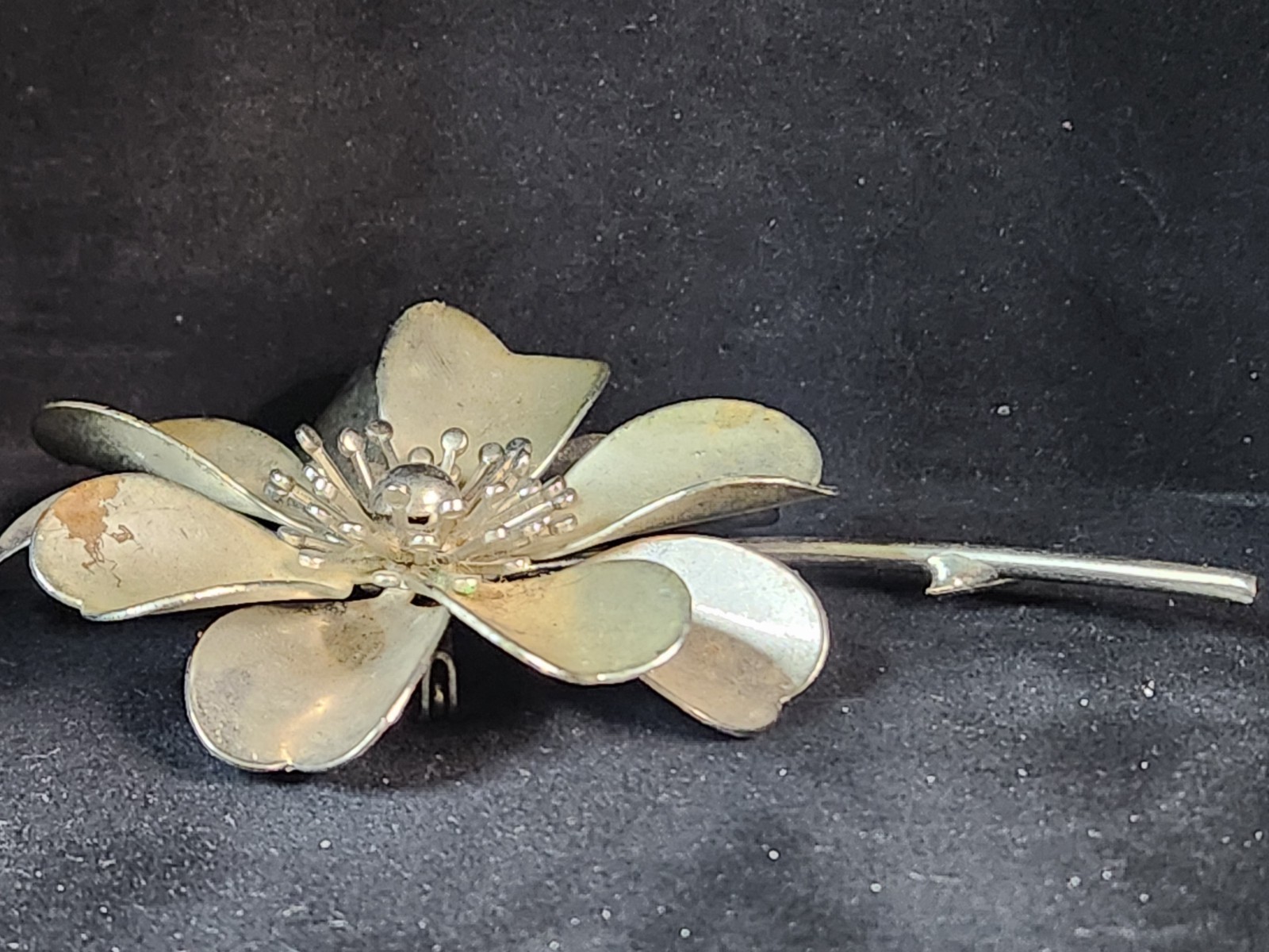 Flower Aluminum Brooch Pin Multicolor Decorative Collectible S1