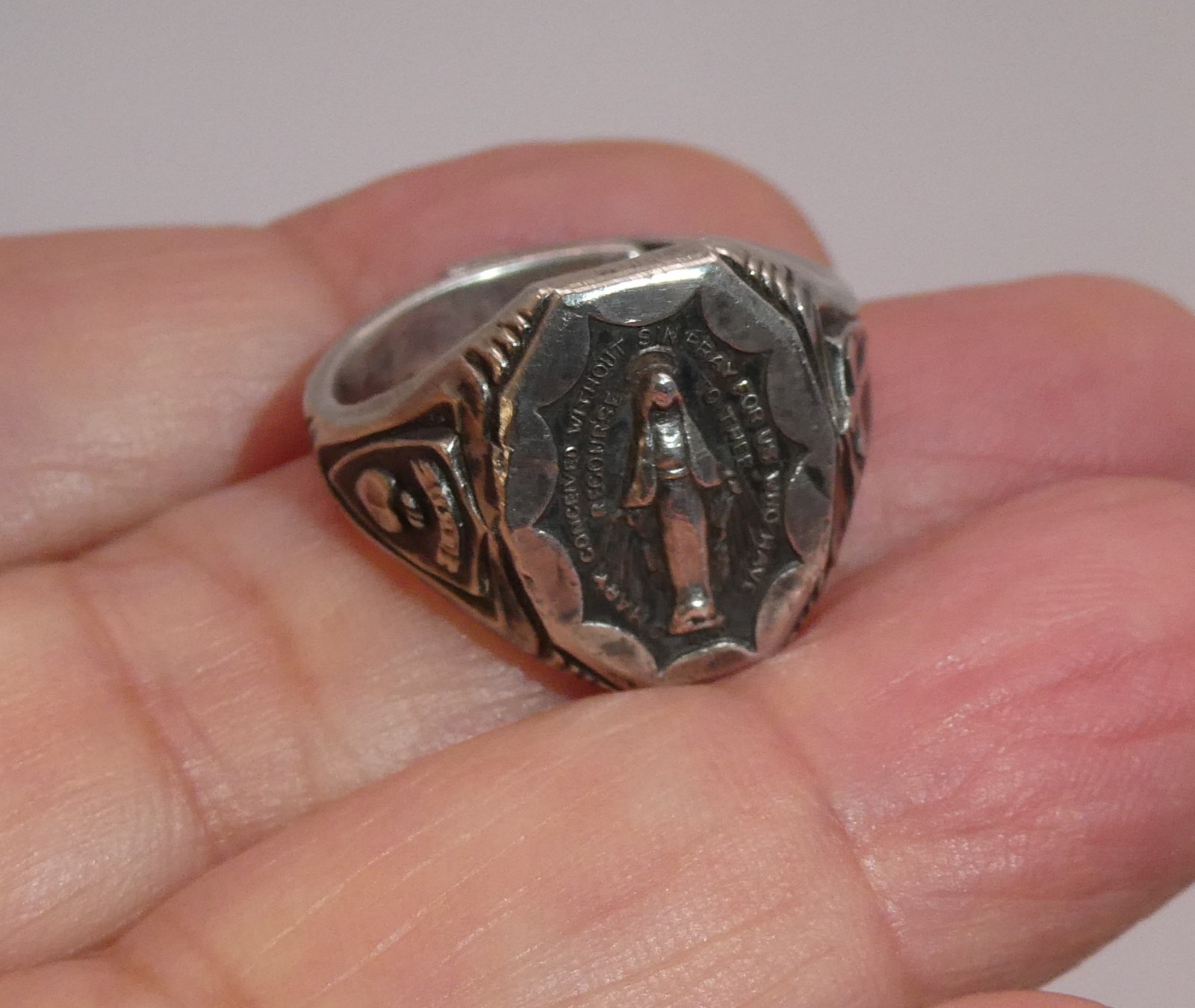 Vintage Virgin Mary Miraculous Medal Creed Sterling Silver Ring Adjustable Sz 7