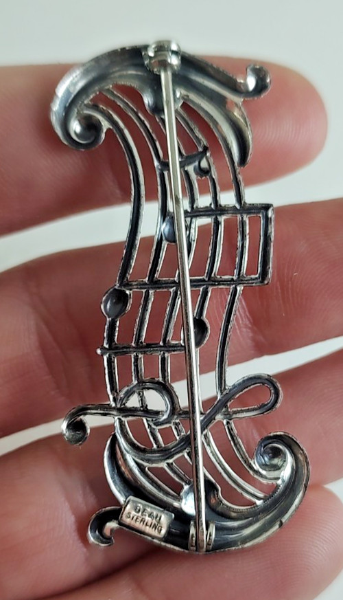 Vintage BEAU Sterling Silver MUSIC MEASURE Musical Notes Brooch Pin – 2″ Wide