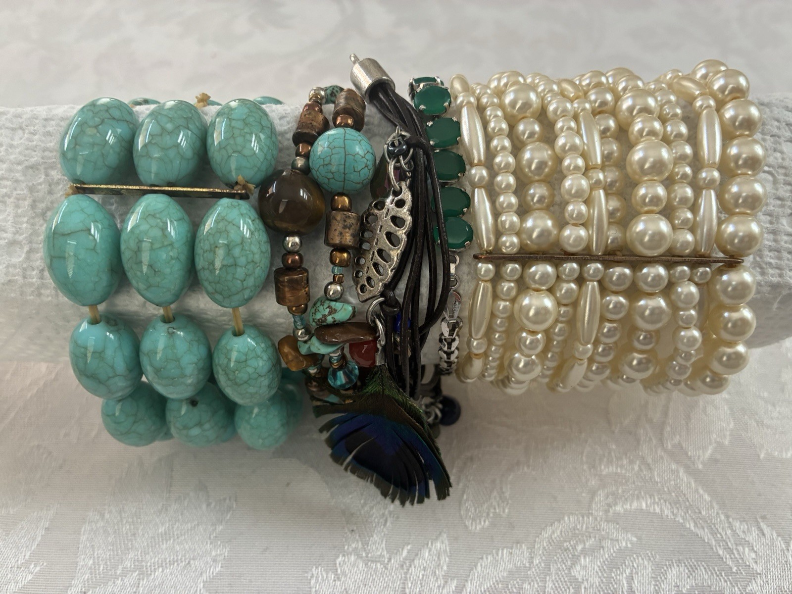 Huge Vintage Bracelet Jewelry Lot 2.10 lb Beaded Bangle Charm Stretch Variety