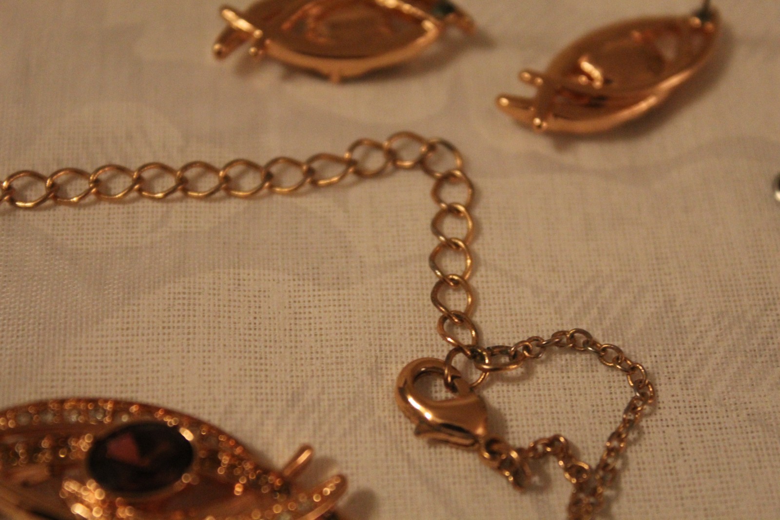 Vintage NRT signed Necklace 16in – 3 in extender, bracelet and earring.