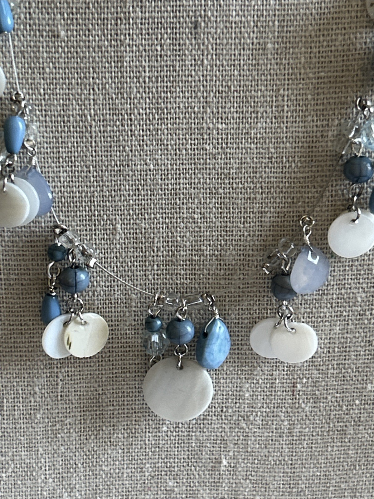 VINTAGE Glass Shell Acrylic Beaded Silver Tone Spring Spring Beachy Necklace 17”