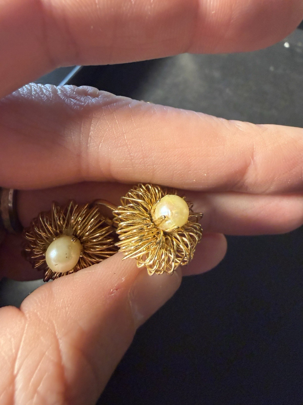 Vintage 2 Sets Of Earrings And 1 Pin