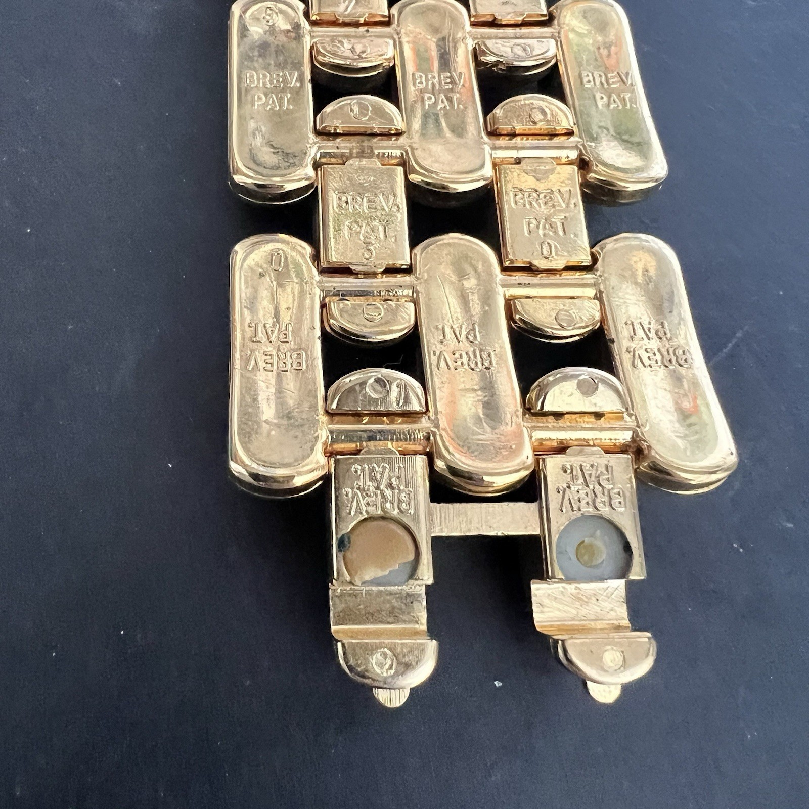 Vtg Italian Bracelet Brev. Pat. gold Plate 1960s Mid Century 8″ (CLASP DAMAGED)
