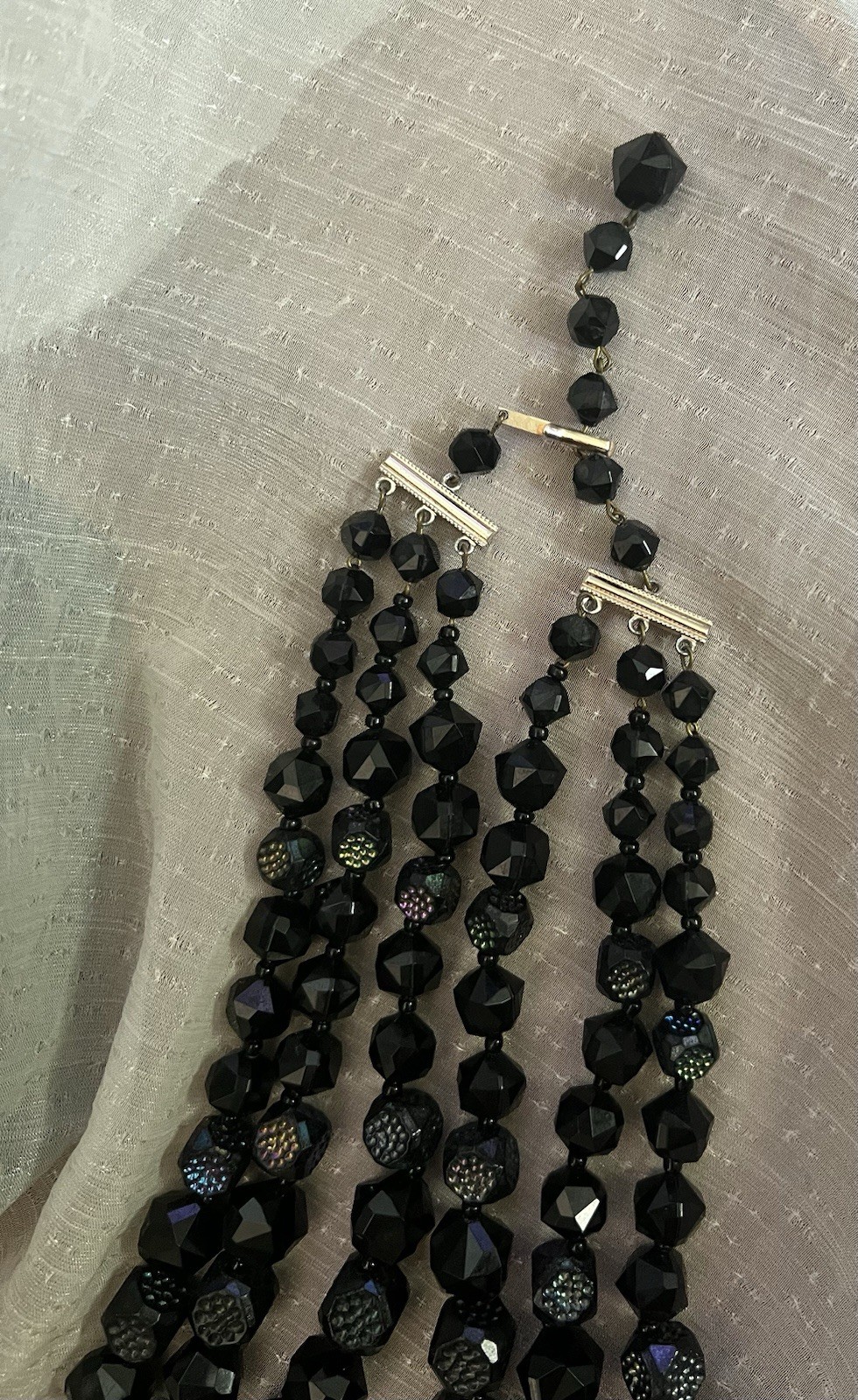 Vintage Fashion Beaded Necklace & Matching Clip-On Earrings Jewelry Set