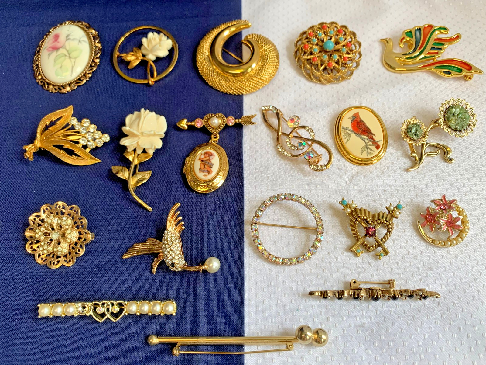 Vtg Brooch Lot DoneGal Barlow Napier Sarah Cov Avon Scatter Pins Costume Jewelry