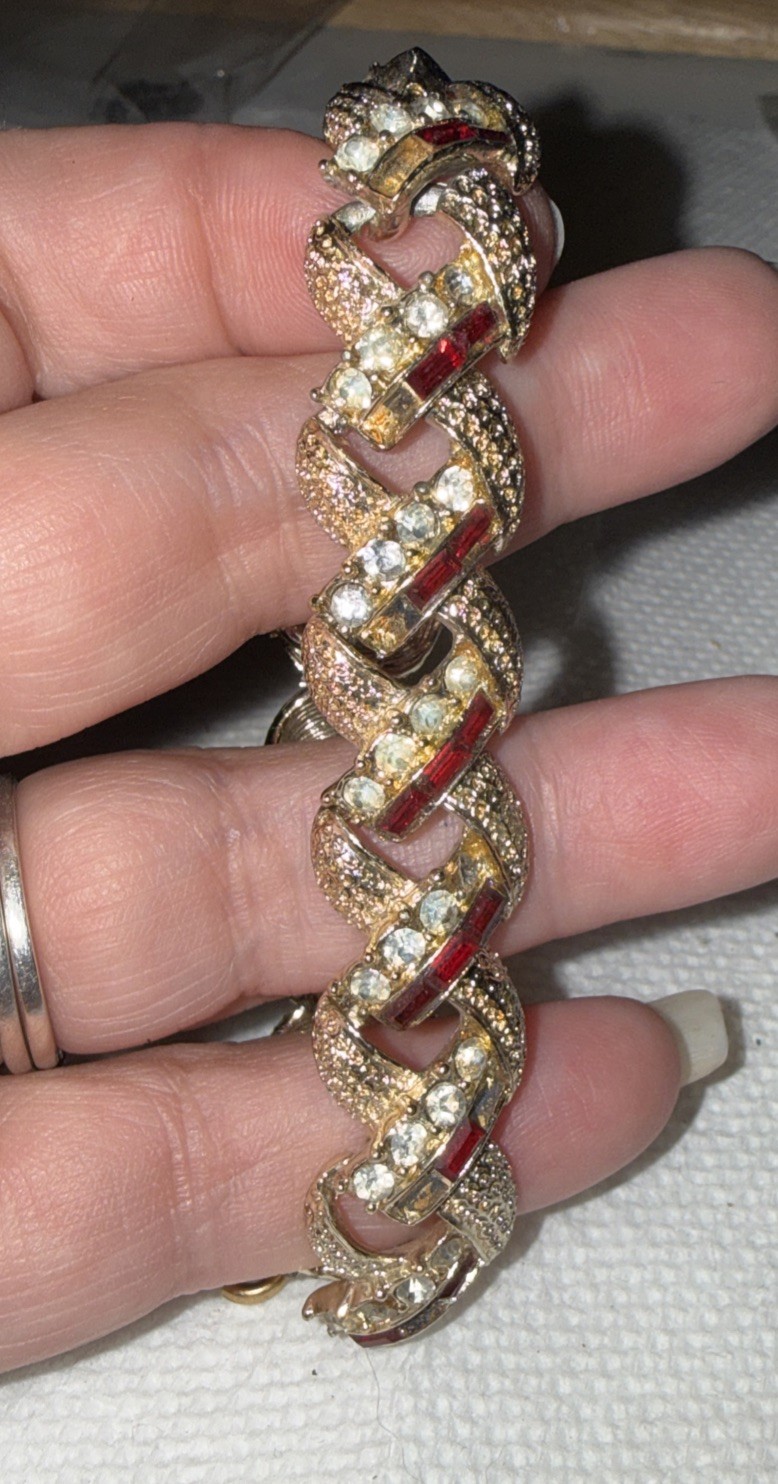 Authentic Vintage Coro Designer Gold Tone Rhinestones Bracelet Missing Stones