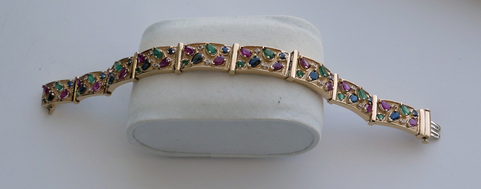 Vintage 14K Yellow Gold Ruby Emerald Sapphire Diamond Link Bracelet 7.25”