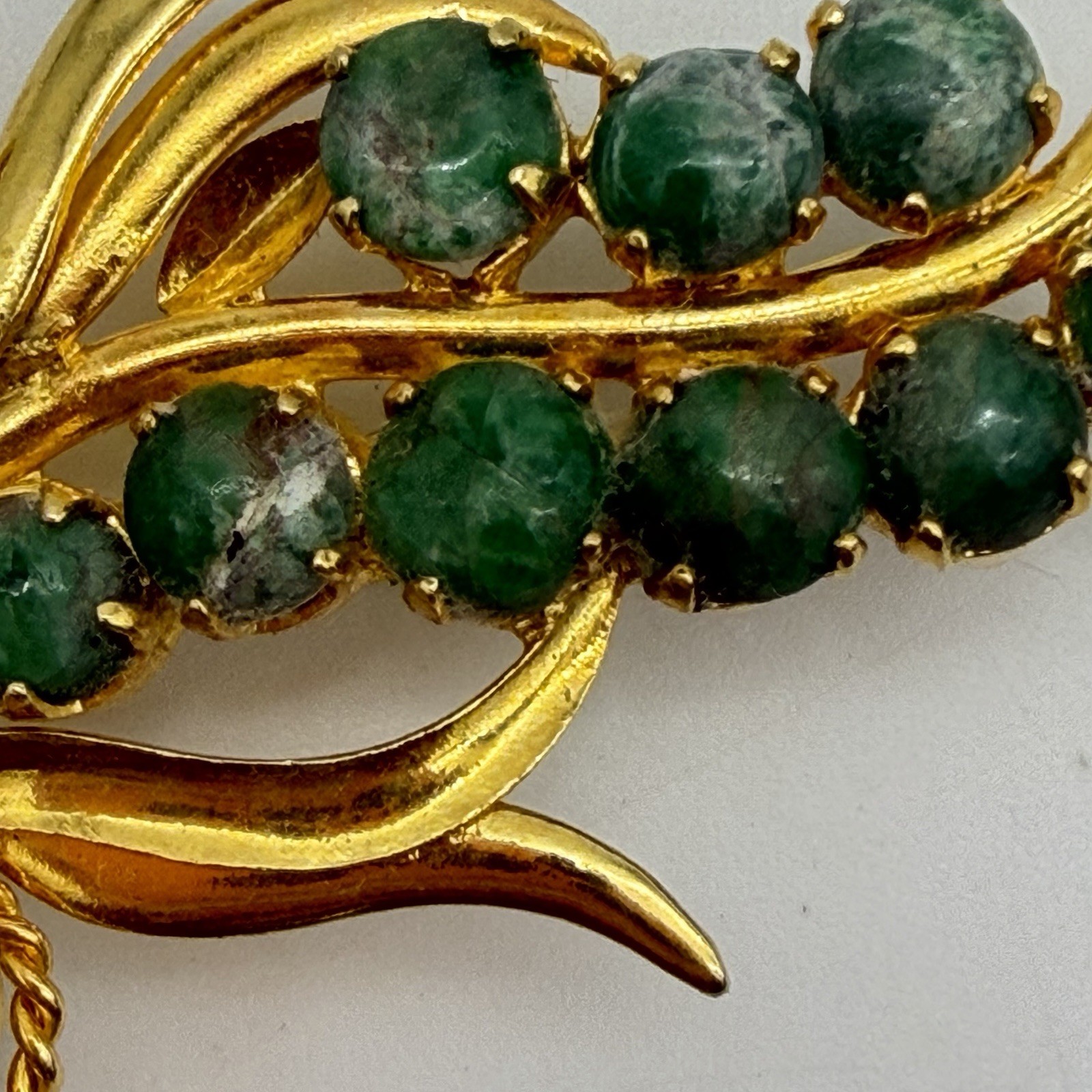 Antique Jade Brooch Pin Floral Design Bouquet Variegated Green Stone Victorian