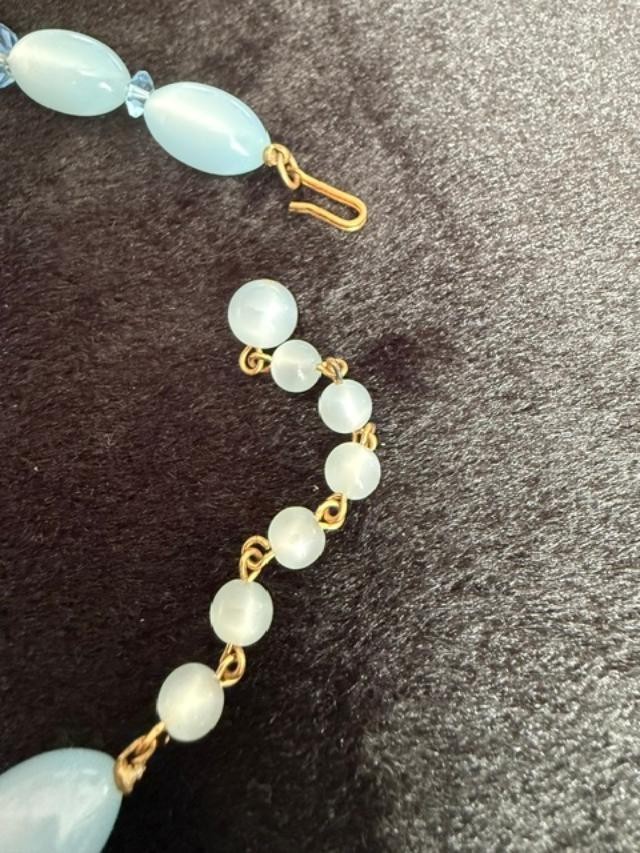 Vintage Necklace Gold Tone Blue Glass Bead 36″