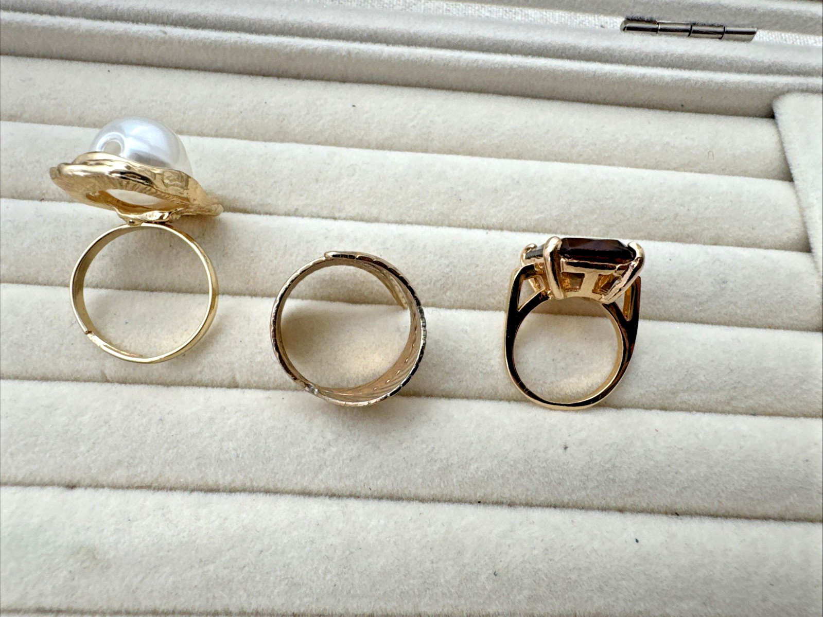 VTG-now Gold BOHO RINGS pearl statement feather Jewelry Lot Chunky 90s 2000s Y2K