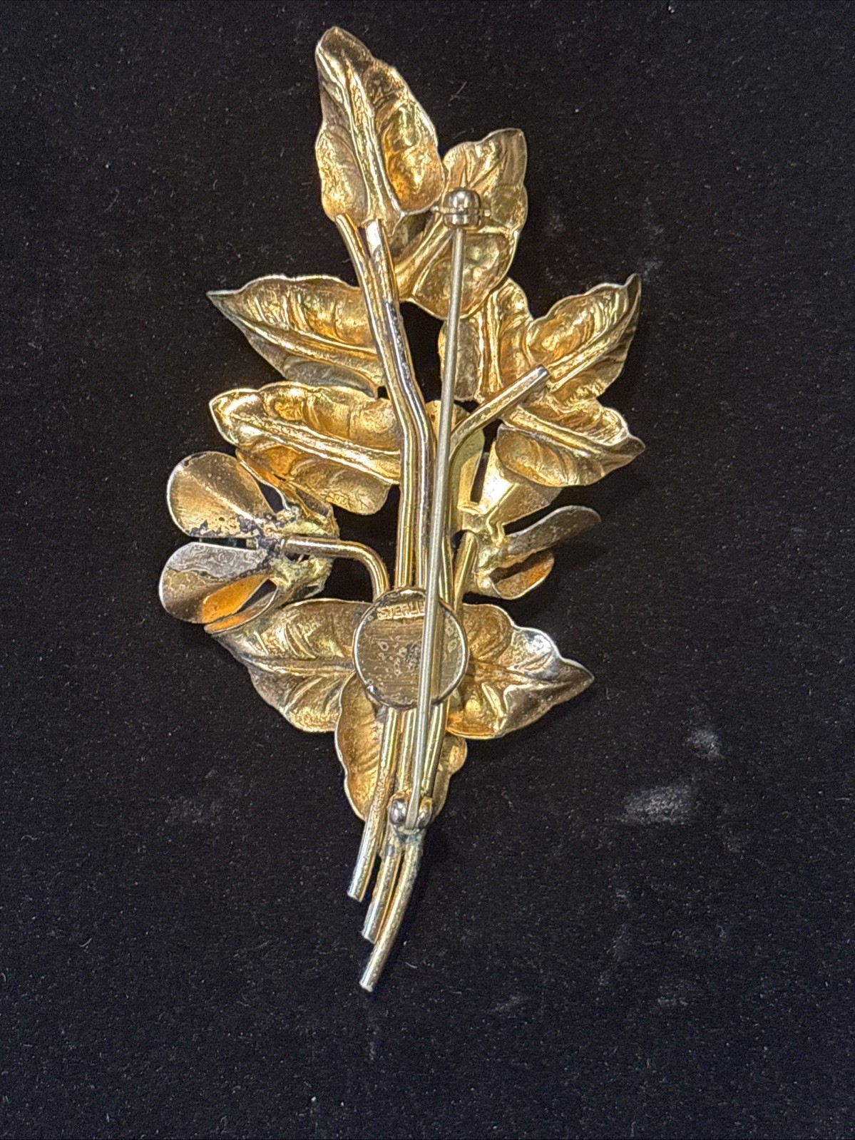 Vintage sterling silver floral brooch 3-1/2 Inch Long 1-1/2 Inch Wide -19grams