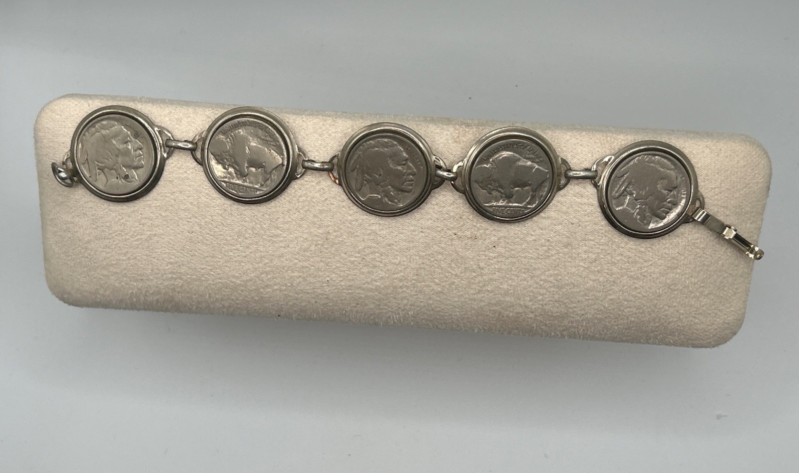 Vintage Indian Head Buffalo Nickel Coin Link Bracelet Silver Tone USA