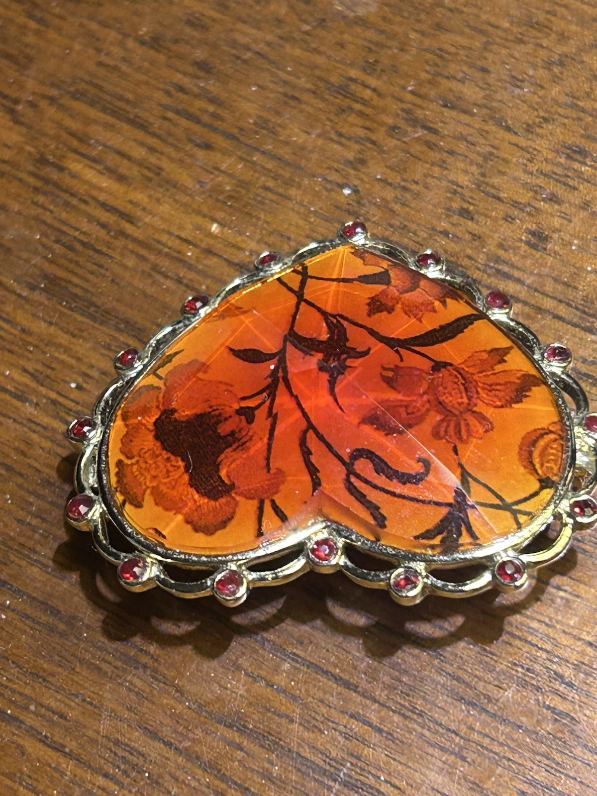 Vtg Valentine’s Day Goldtone Heart Brooch Signed Liz Claiborne Red With Flowers