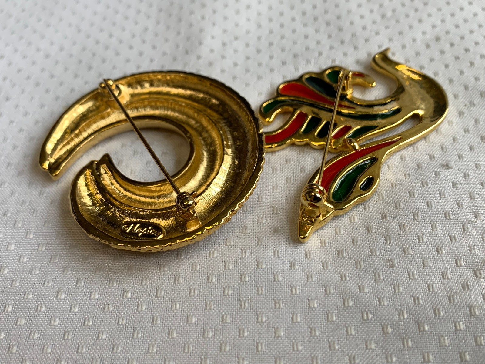 Vtg Brooch Lot DoneGal Barlow Napier Sarah Cov Avon Scatter Pins Costume Jewelry