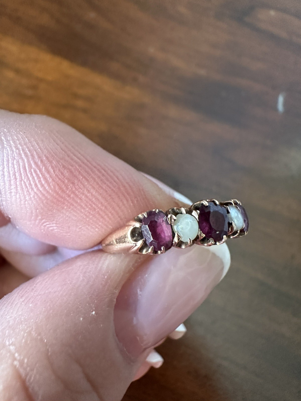 💎 Antique Edwardian 18K Ruby & Pearl Five-Stone Pinky Ring – Size 4.25