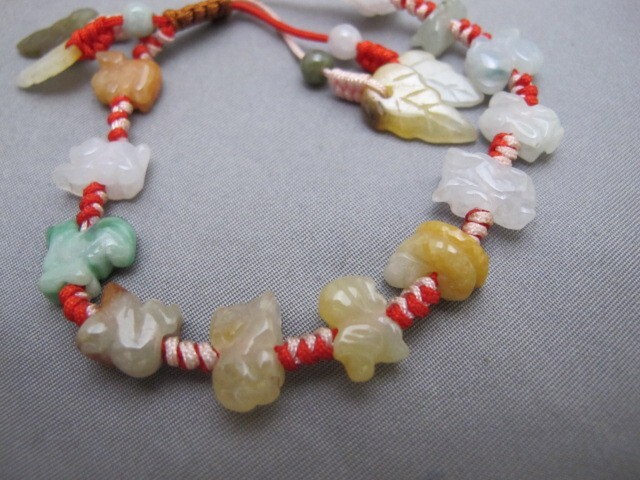 Fine CHINESE Carved Stone ZODIAC ANIMALS Bead CORD BRACELET-6 3/4 Inches