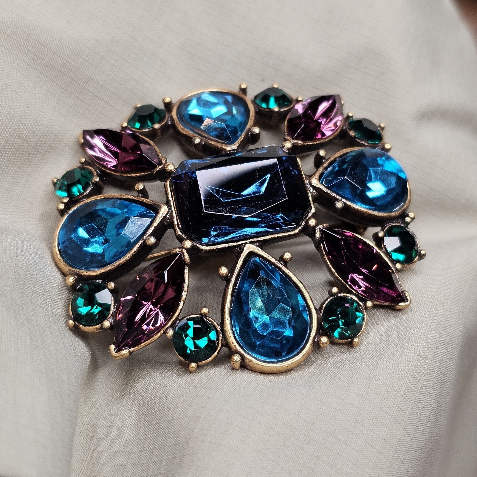 Victorian Style Gold Tone Blue, Green & Violet Rhinestone Brooch Pin