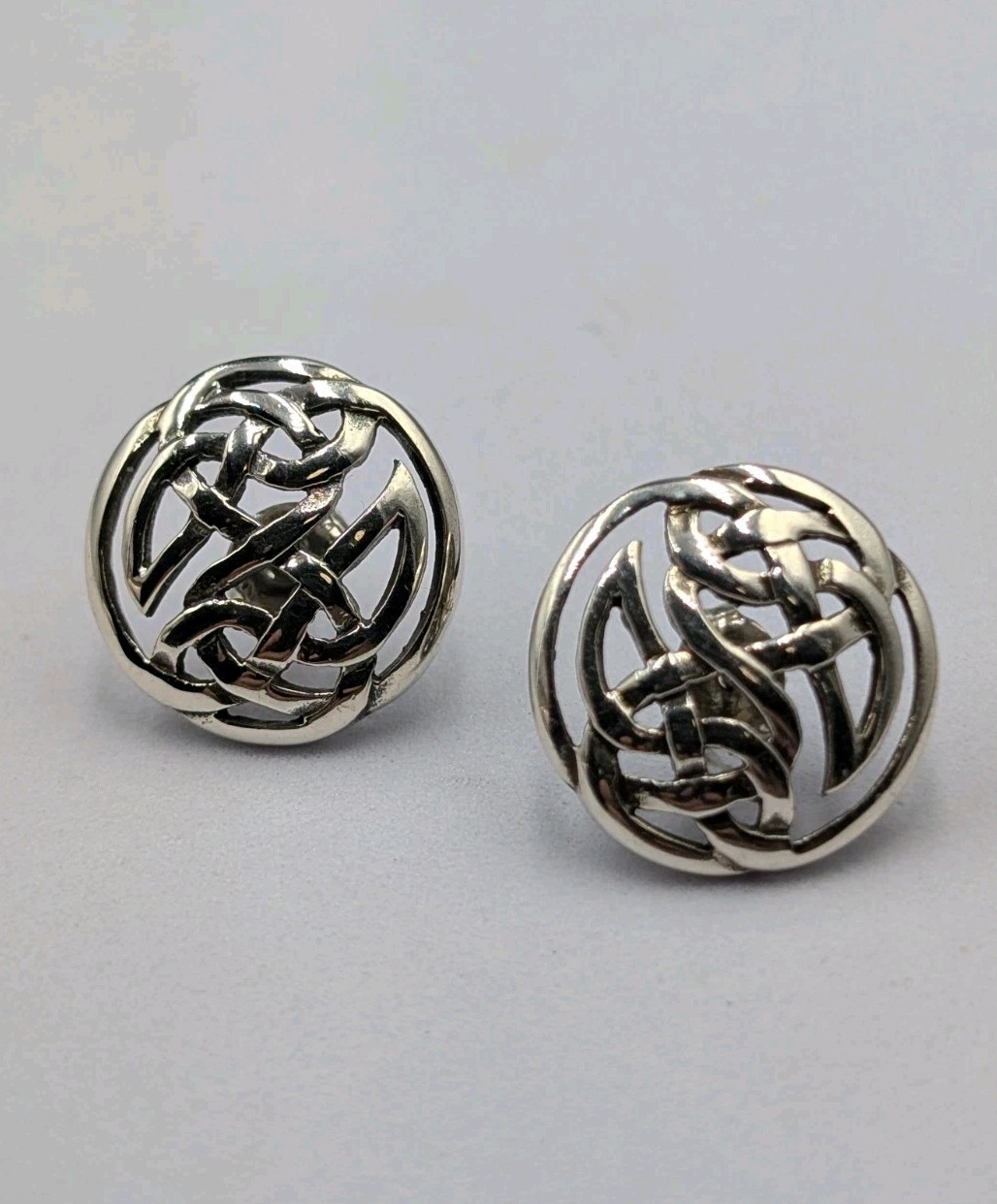 Vintage Kit Heath ’93 Sterling Silver Round Celtic Irish Knot Stud 925 Earrings