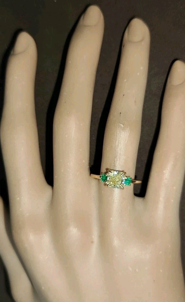 14k Yellow Gold Vintage Engagement ring 1.17ct.Natural Yellow Diamond Radiant